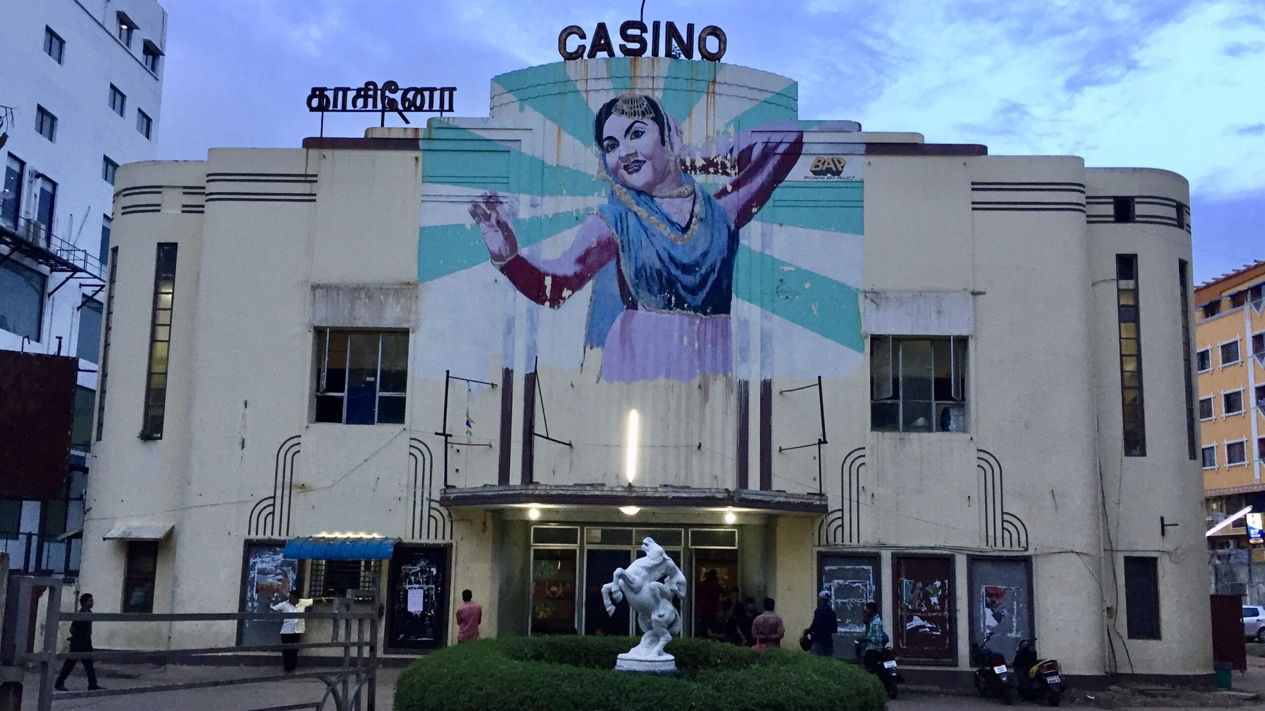 What Happens When an Casino Closes Down?