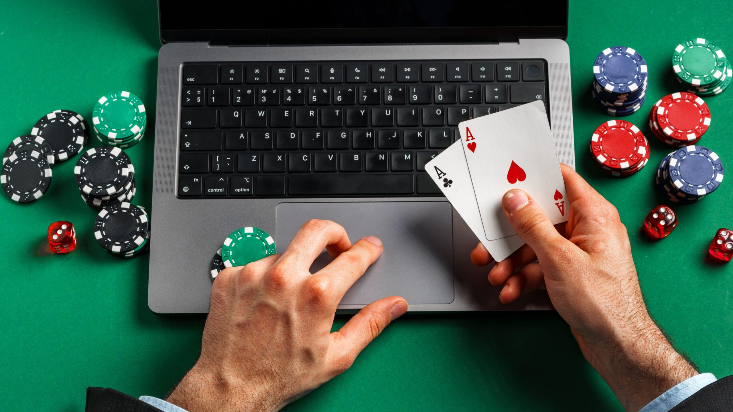 How Online Casinos in Promote Safer Gambling